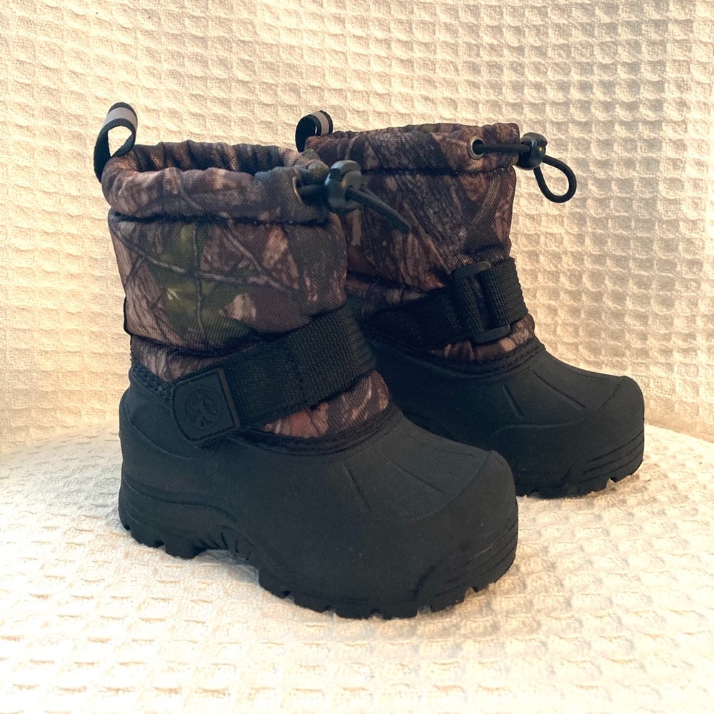 Northside Little Boys Camo Print Boots
